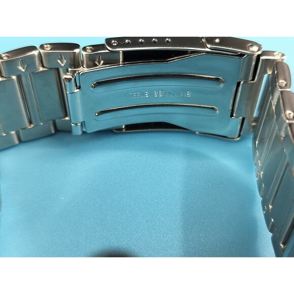 Perry Ellis Mens Arctic Sailing Blue Sunray Dial Stainless Stain Watch 02006-02 - Picture 13 of 16